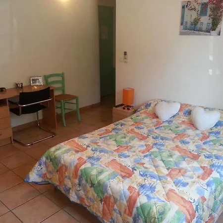 Hotel Restaurant Les 3 Chenes