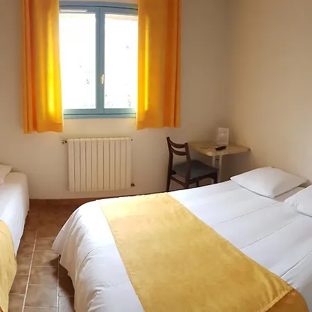 Hotell Restaurant Les 3 Chenes 2*