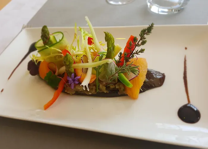 Restaurant Les 3 Chenes 2* Fréjus