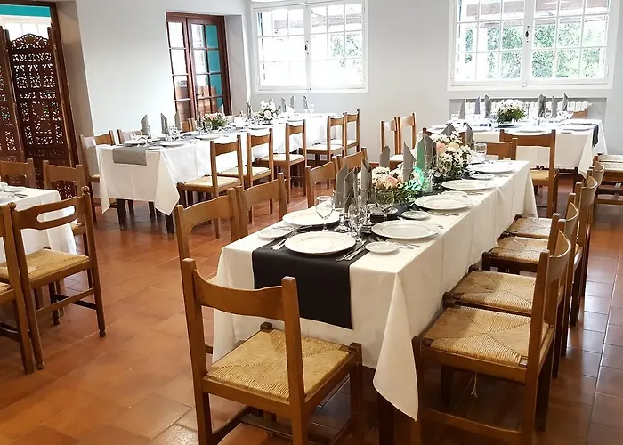 מלון Restaurant Les 3 Chenes Fréjus